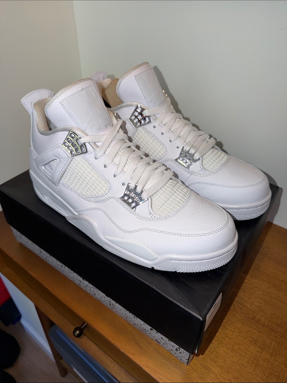 Air Jordan 4 Retro “Pure Money” Men’s White Leather High-Top Basketball Sneakers